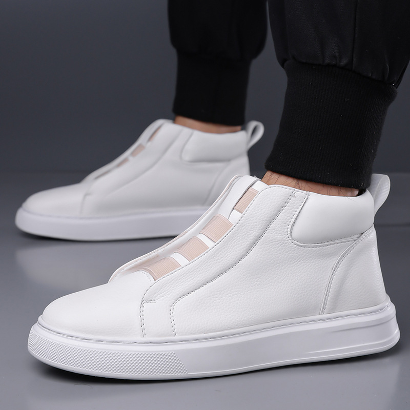 Lucente Leather Sneakers