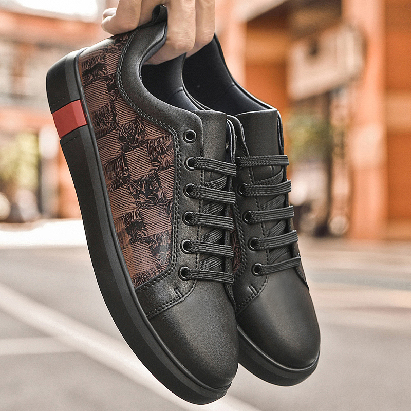 Noble Italiana Signature Sneakers