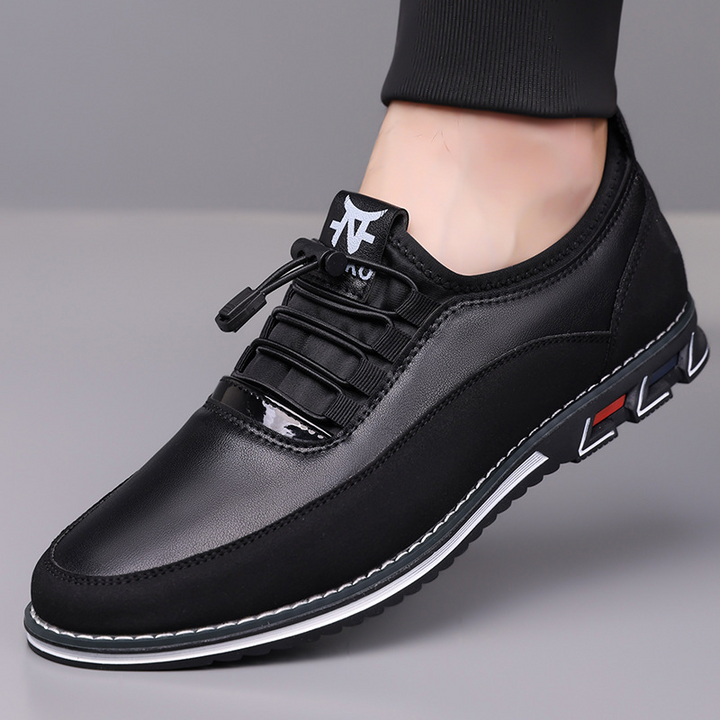 Hudson Barefoot Sneakers